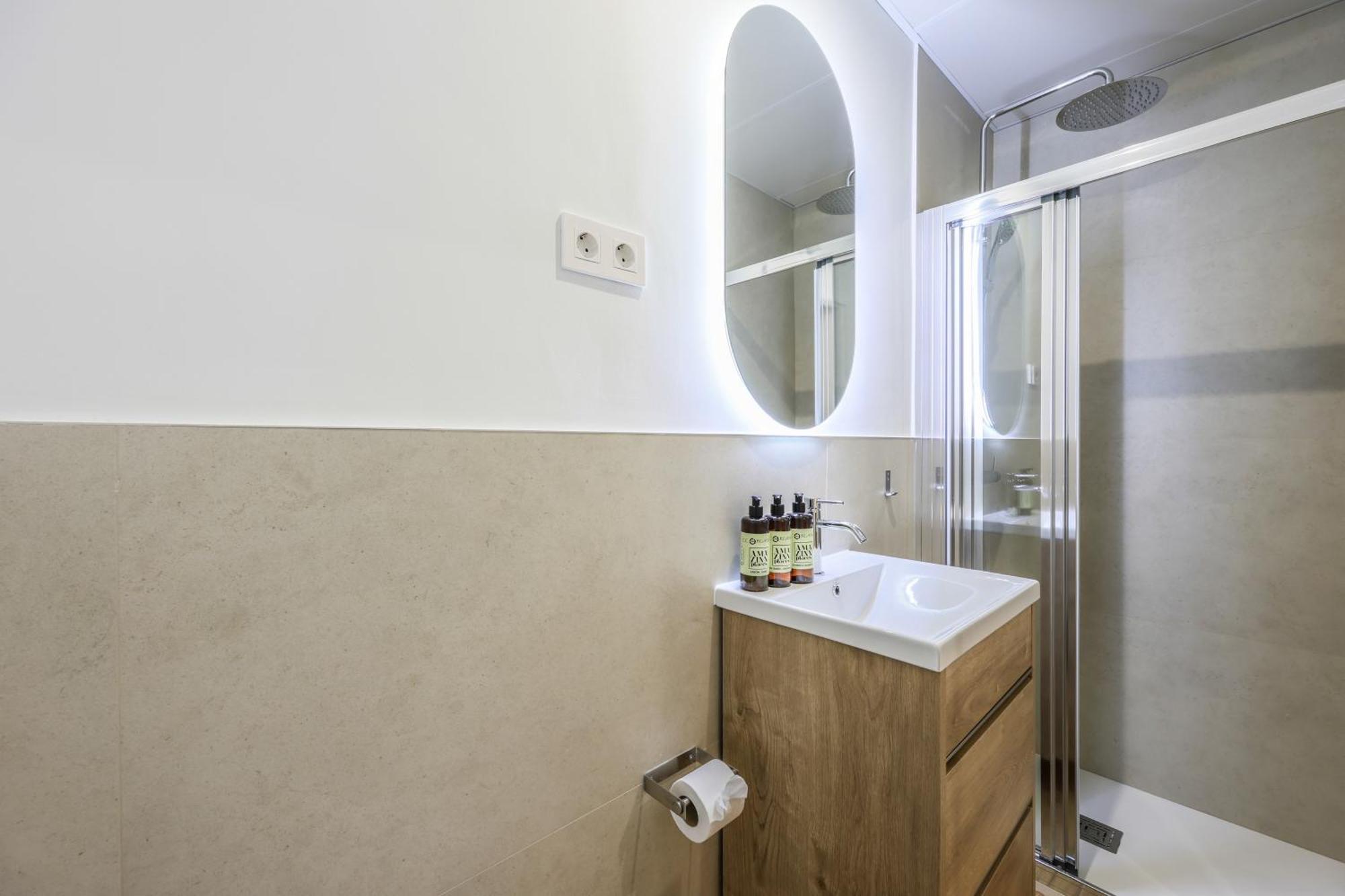 Encantador Apartamento Plaza Del Callao, Mid Term Madrid Ngoại thất bức ảnh